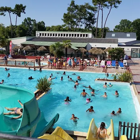 Camping Sunissim Le California By Locatour 4* Saint-Jean-de-Monts