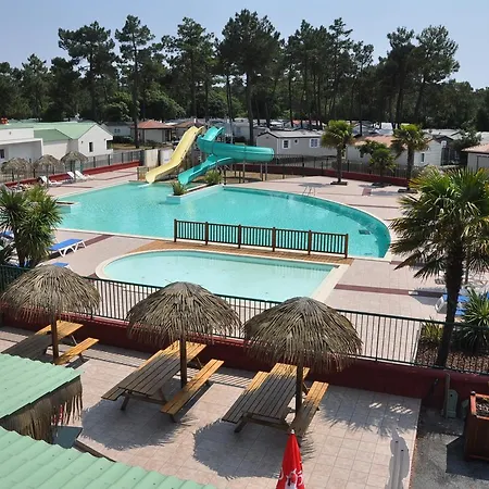 Camping Sunissim Le California By Locatour 4* Saint-Jean-de-Monts